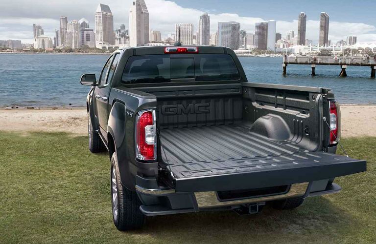 2017 gmc canyon cab tailgate exterior