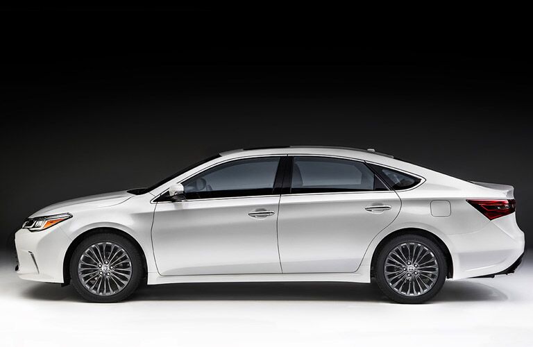 2016 Toyota Avalon near Bangor ME