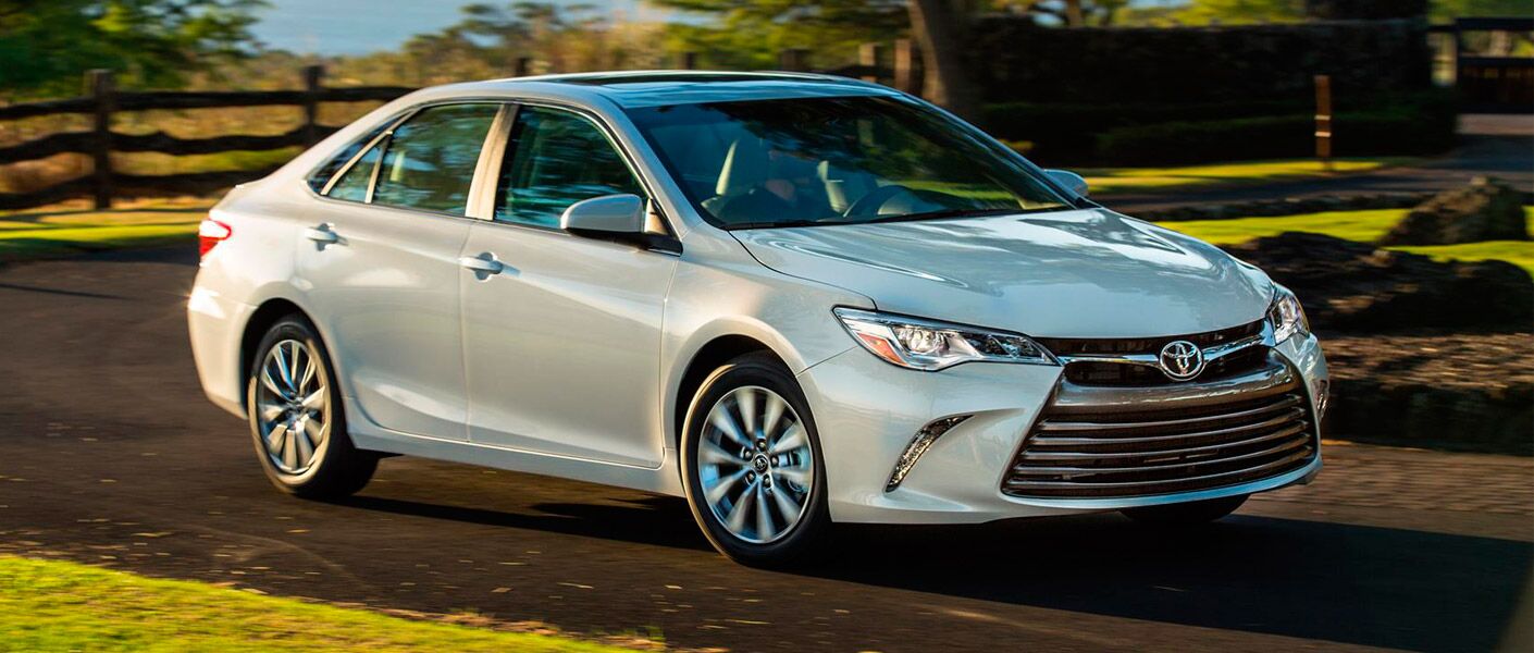 2017 Toyota Camry vs 2017 Honda Accord