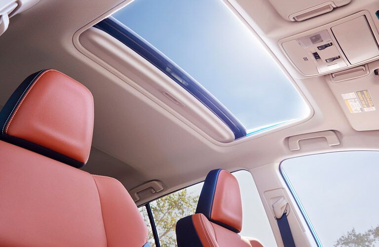 2017 Toyota RAV4 Interior moonroof