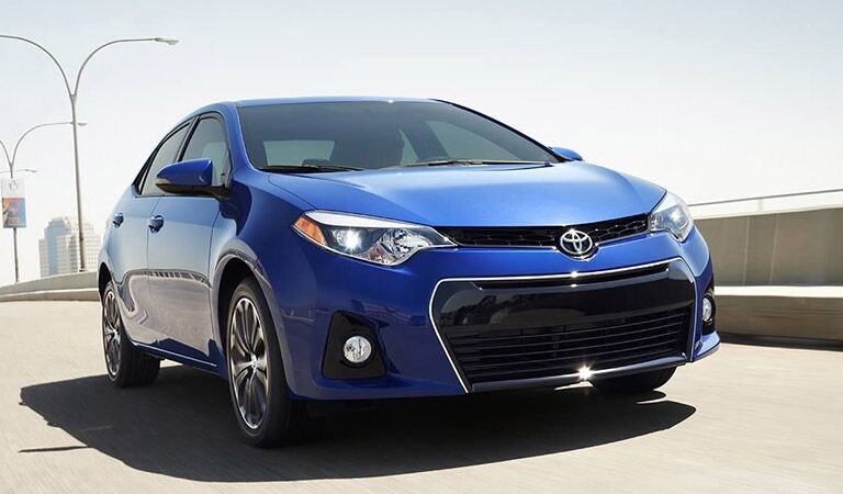 Blue 2016 Toyota Corolla Front