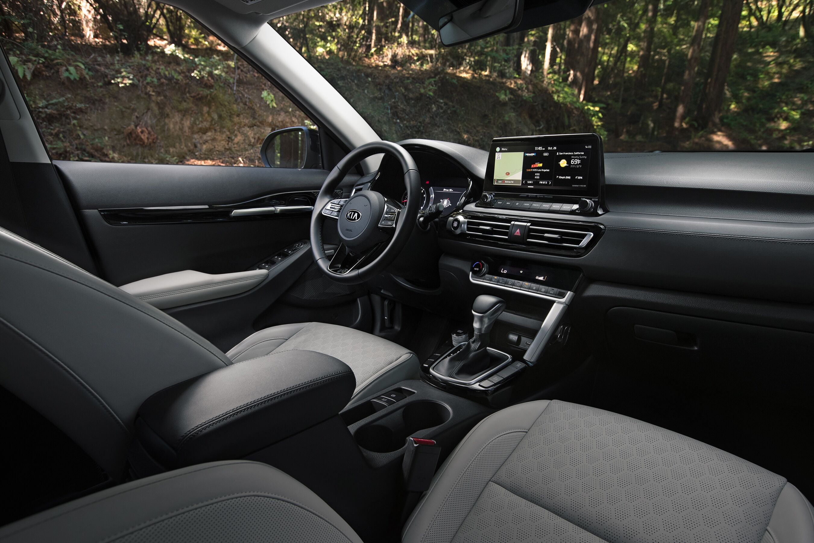 New 2021 Kia Seltos Earnhardt Peoria Kia