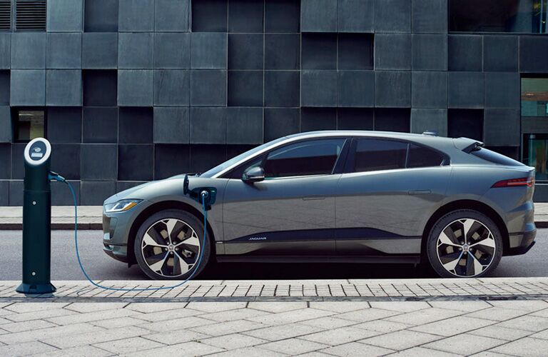 profile of jaguar i-pace charging