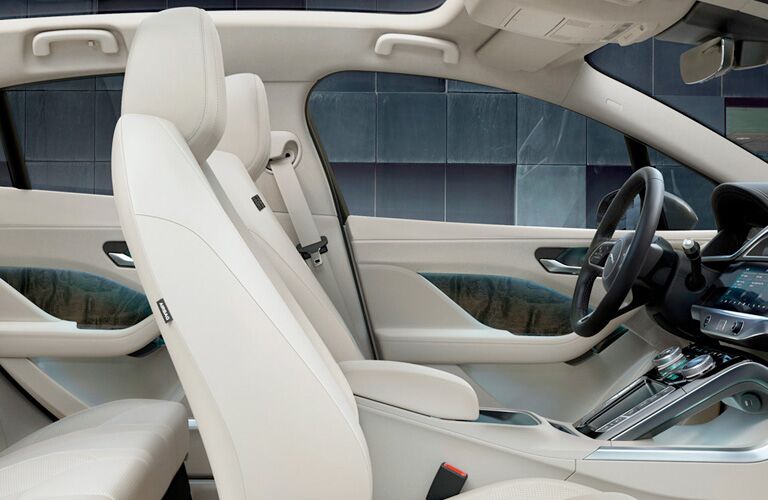 2019 Jaguar I-PACE front seats