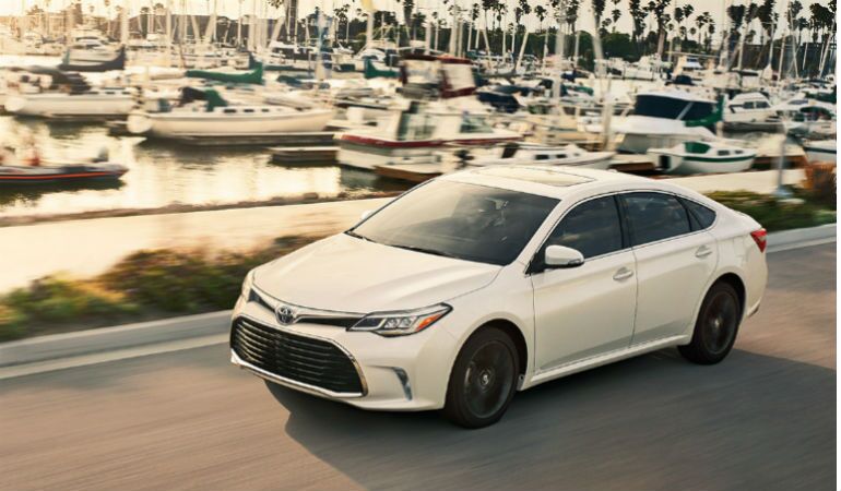2016 Toyota Avalon premium sedan Mike Johnson's Hickory Toyota Hickory Gastonia NC