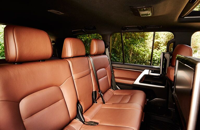 Land Cruiser 2nd row seat