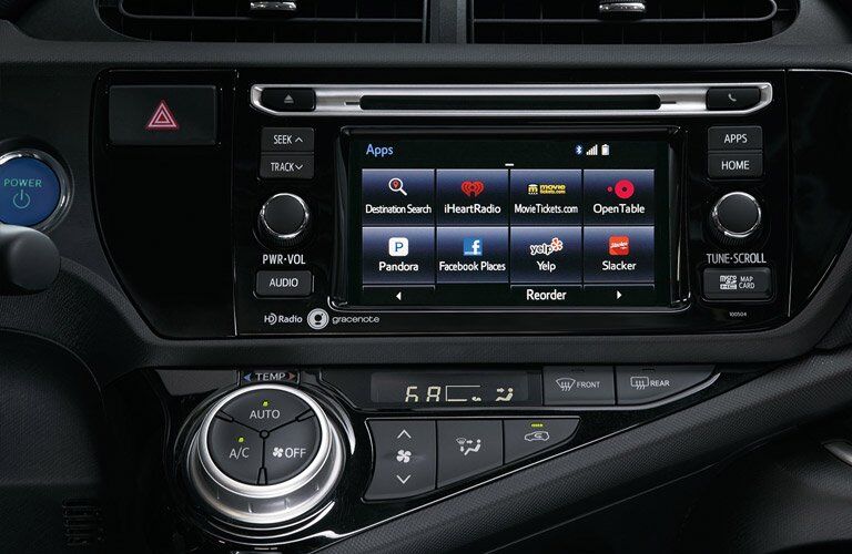 2017 Toyota Prius c infotainment system