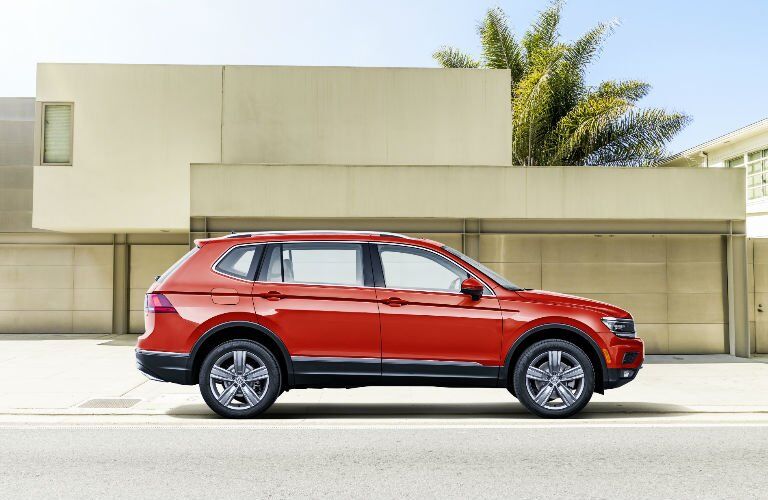 Tiguan side view