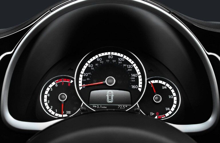 2017 VW Beetle Convertible speedometer