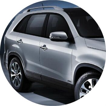 silver 2013 Kia Sorento side doors