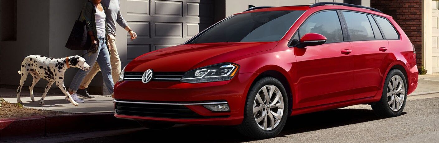 2019 Volkswagen Golf Sportwagen Near Milwaukee