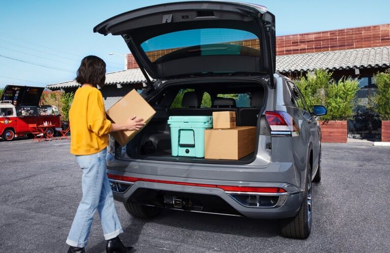 2020 Volkswagen Atlas Cross Sport Vs 2020 Volkswagen Tiguan Milwaukee