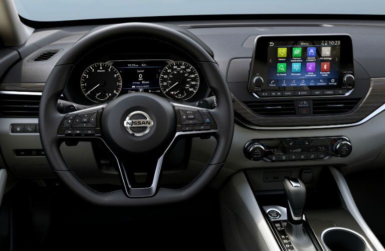 A photo of the technology used in the 2019 Altima.