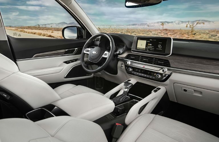 2020 Kia Telluride interior wheel and dash