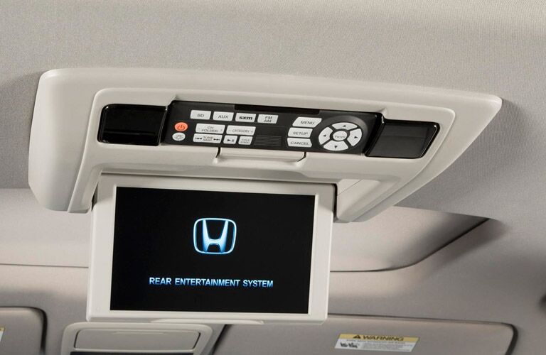 2016 Honda Pilot rear entertainment system