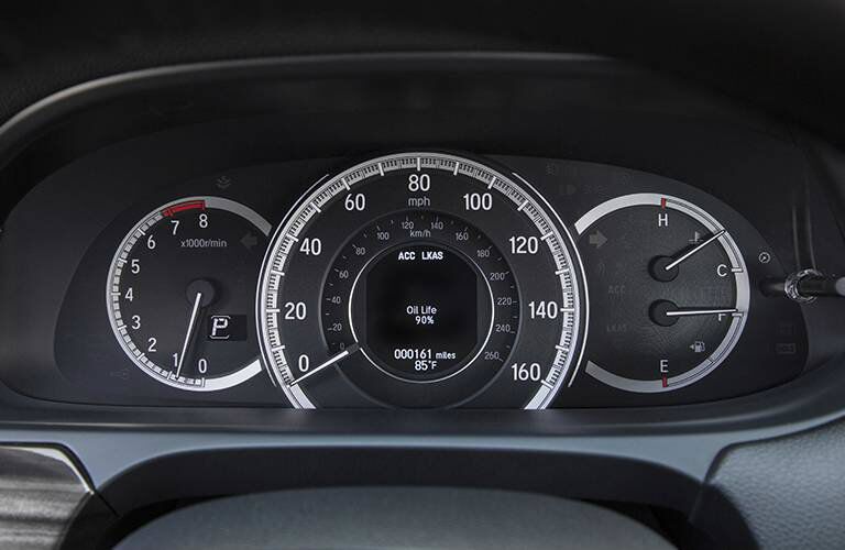 2016 Honda Accord information display