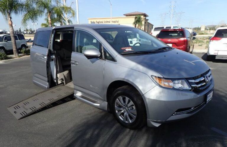 Side Entry Honda Odyssey Anaheim CA