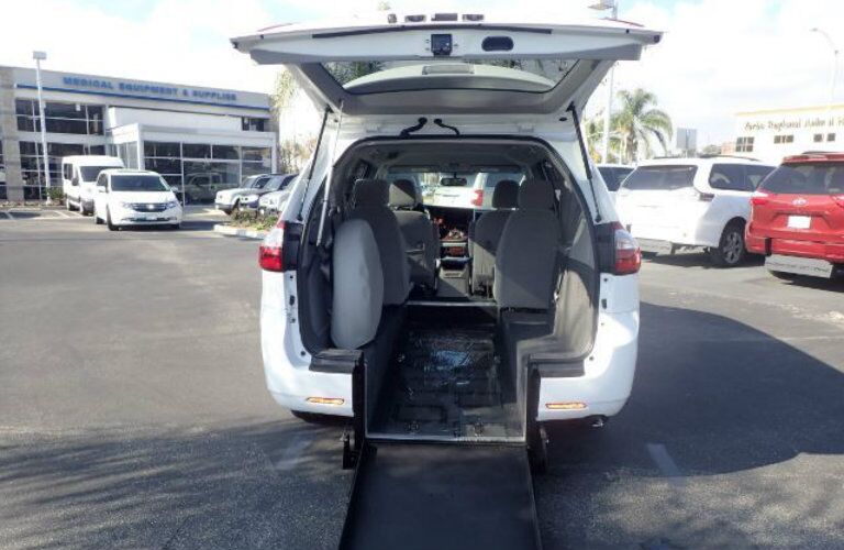 Rear Entry Accessibility minivans Anaheim CA