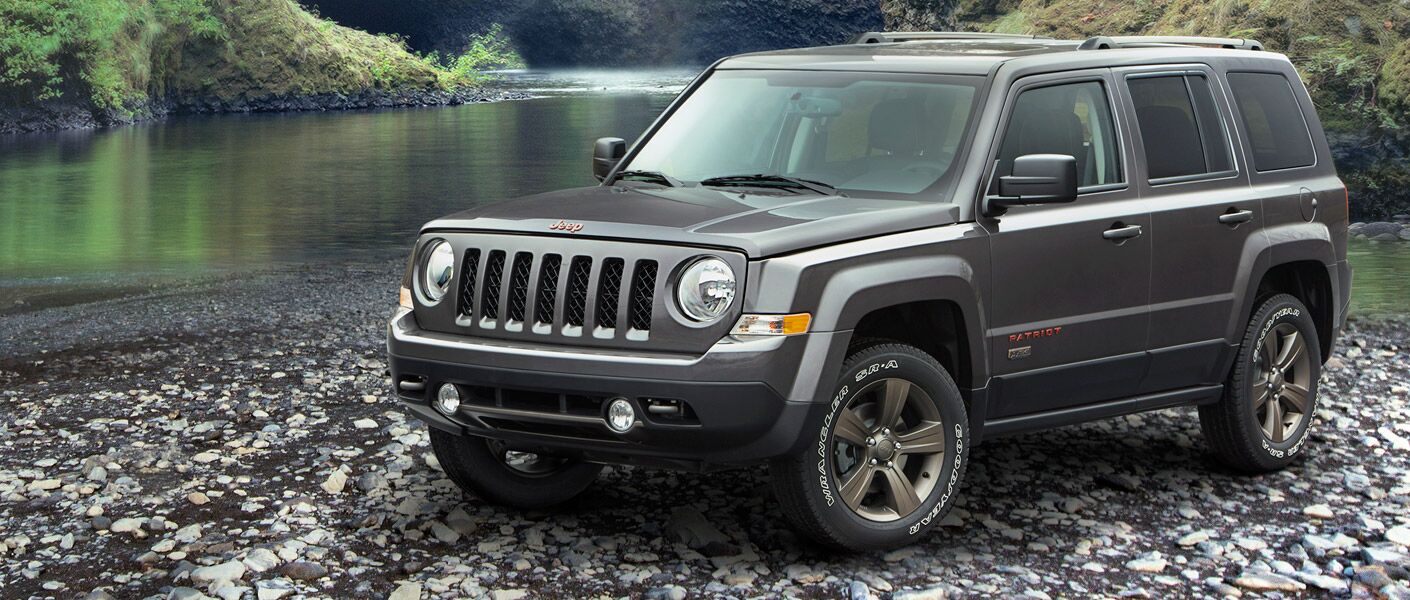 2017 Jeep Patriot in gray