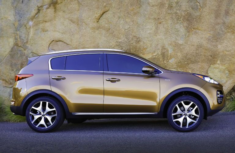 Exterior view of gold 2018 Kia Sportage