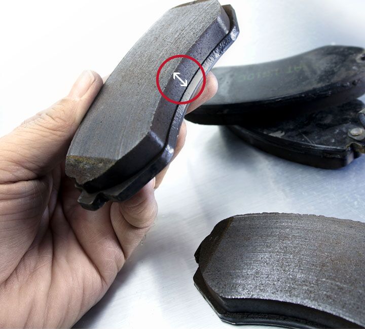 Brake pad thickness