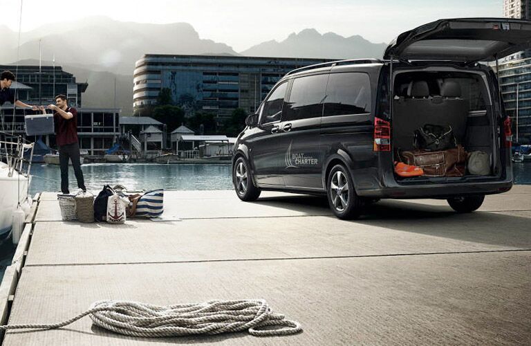 How many seats does the 2017 Mercedes-Benz Metris Passenger Van have?
