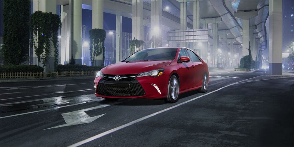 Or Lease A 2016 Toyota Camry Car Near Sauk Rapids Mn Everyone At St Cloud Toyota Knows That You Have A Lot Of Options When It Comes To Ing Or Leasing An Automobile We Know There Are Car