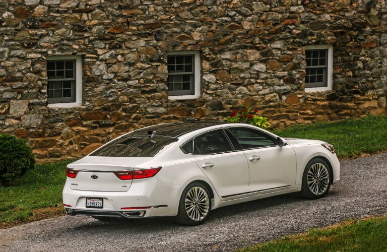 2017 Kia Cadenza Bumper