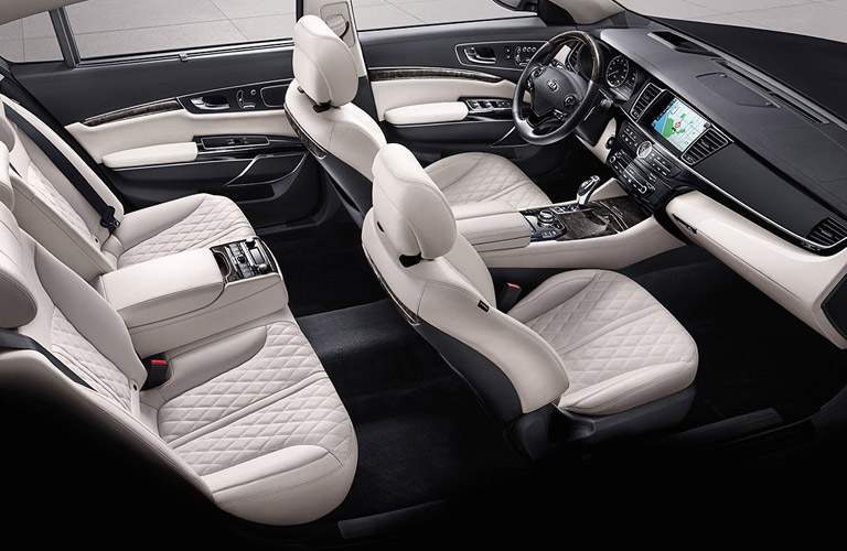 2017 Kia K900 Interior