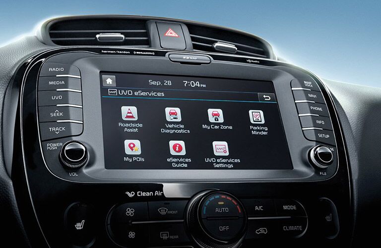 Close Up of 2017 kia Soul Kia UVO Touchscreen
