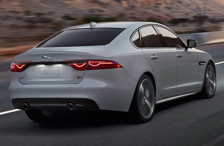 2017 Jaguar XF vs. 2017 Audi A7