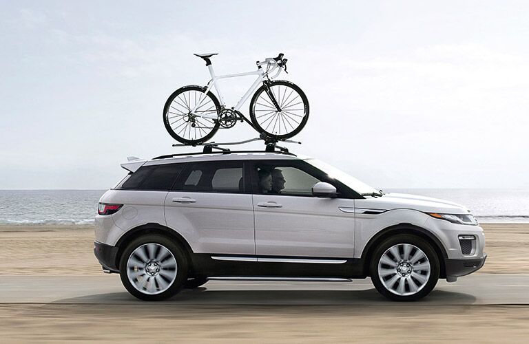 2017 Land Rover Range Rover Evoque white side