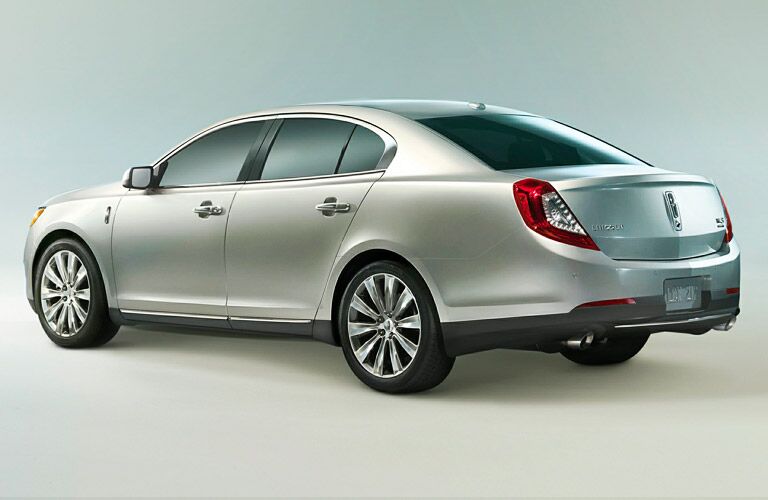Engineering LINCOLN MKS Performance