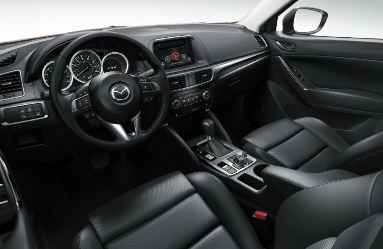 Front dash of 2016 Mazda CX-5
