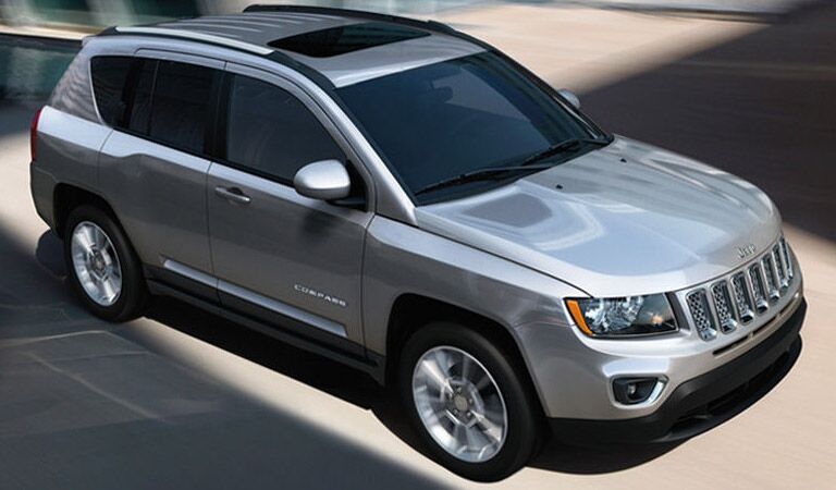 profile of the 2016 Jeep Compass