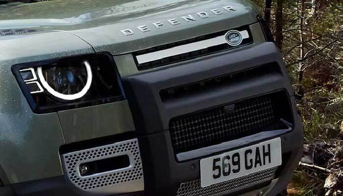 Land Rover Defender hood detail
