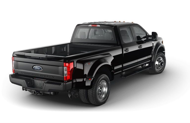 2017 Ford F-450 Super Duty dual rear wheels