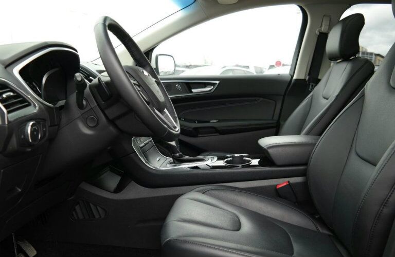 Steering wheel and front seats of 2018 Ford Edge