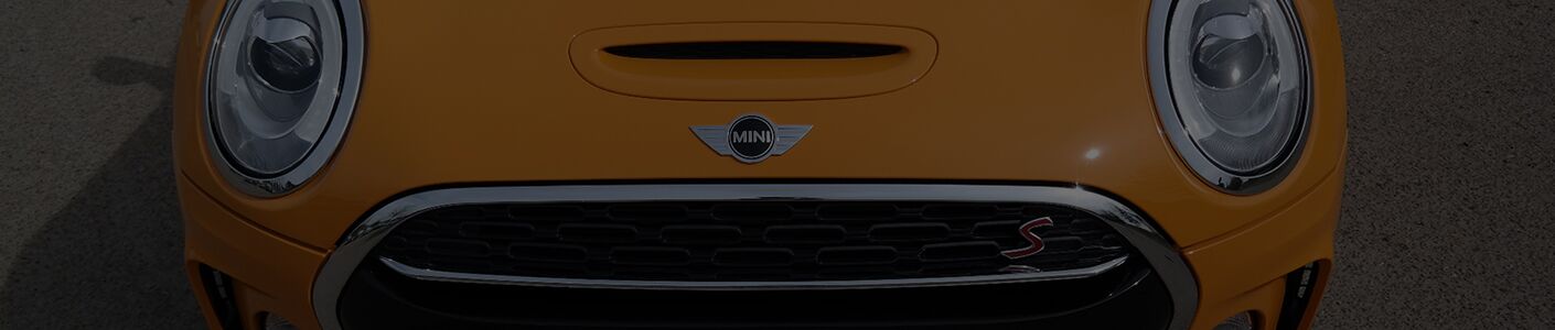 2016_Mini_Clubman_grill_headlights_decal