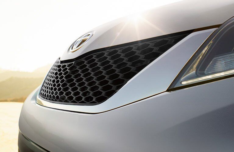 2017 Toyota Sienna Grille