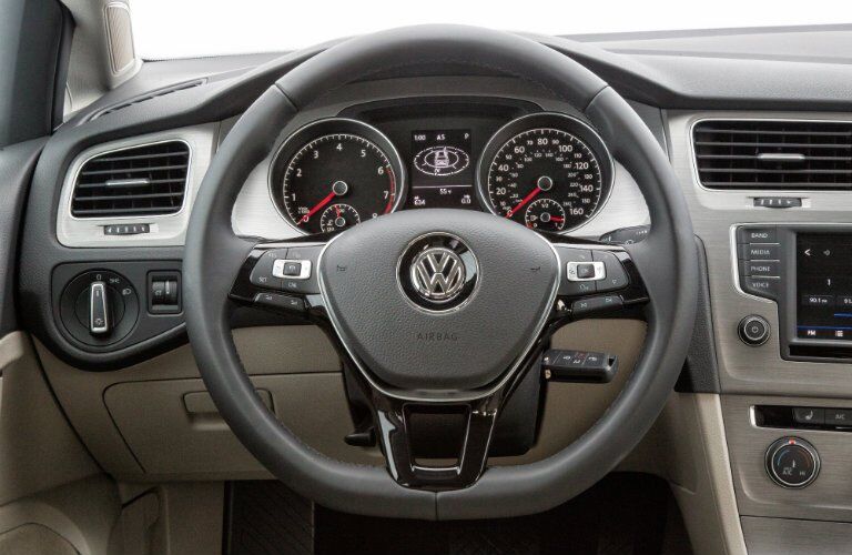 Steering wheel of 2017 Volkswagen Golf SportWagen