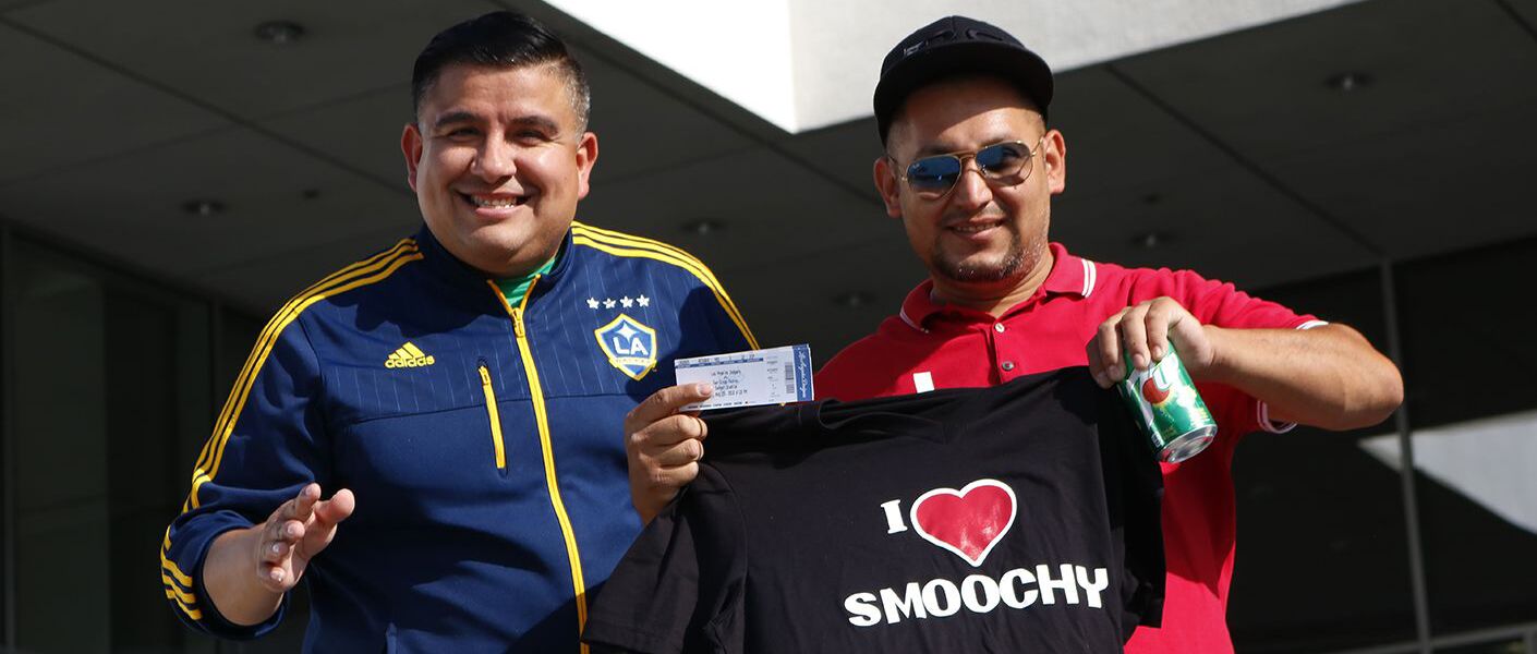 Smoochy de Mega en Toyota Pasadena