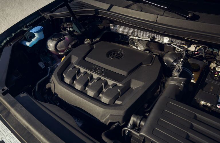 A photo of the engine used by the 2021 Volkswagen Tiguan.