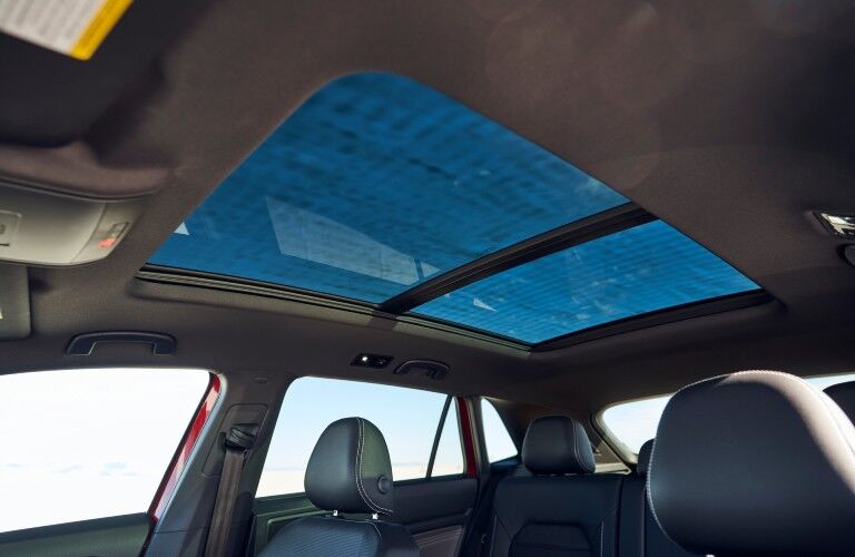 The sunroof available in the 2021 Volkswagen Atlas Cross Sport.