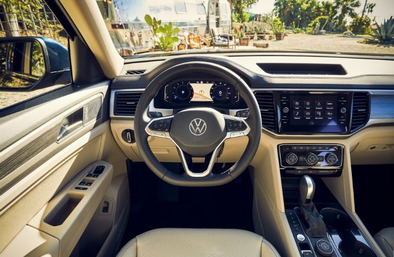 A photo of the driver's cockpit in the 2021 Atlas.