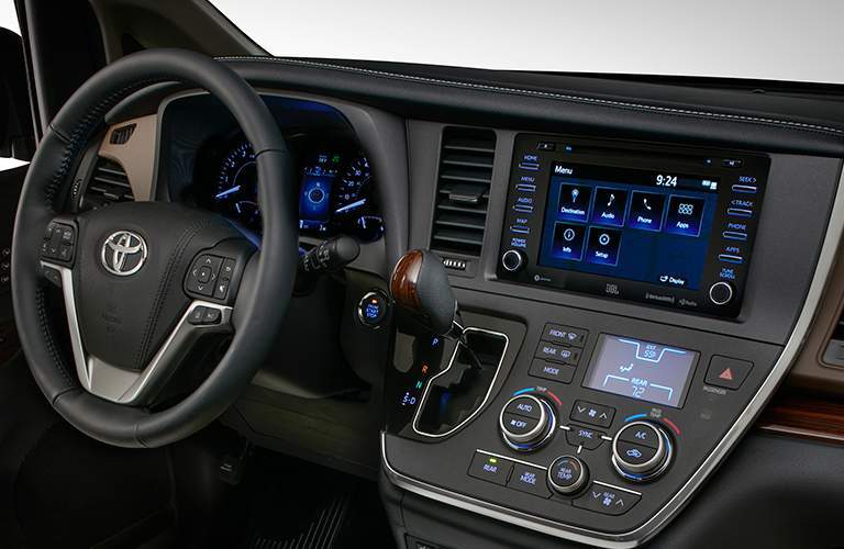 2018 Toyota Sienna dashboard