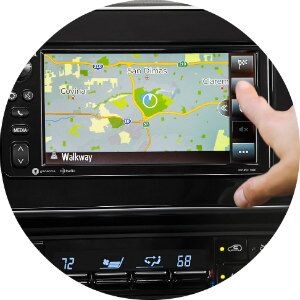 available features in the 2017 toyota corolla iM
