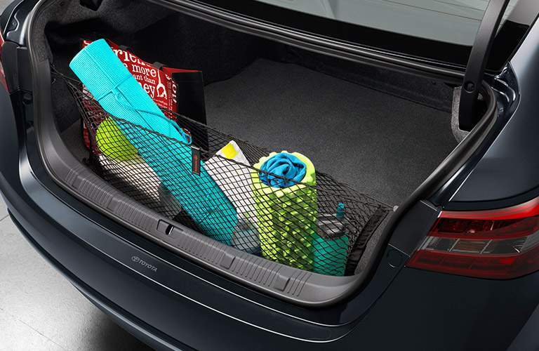 2018 Toyota Avalon trunk space