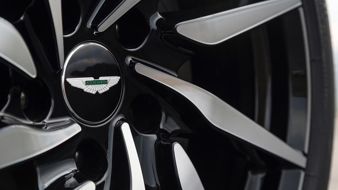 Aston Martin DB11 Power