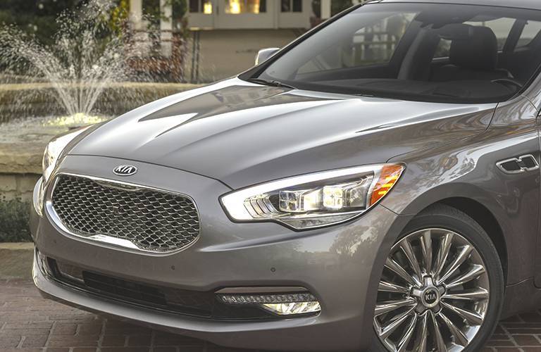 2016 Kia K900 front grille
